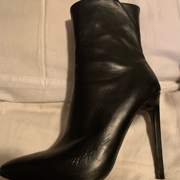 COPY - Tony Bianco leather Frappe boots - Picture 4 of 5